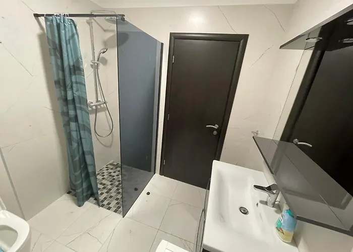 Eva 2 * Трогір